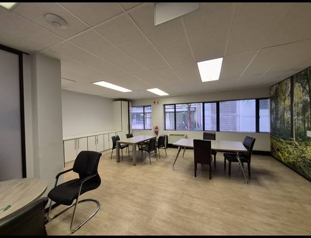 556M² OFFICE TO LET IN ILLOVO